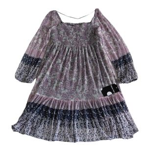 NWT Maison Tara Size 6 Pink Navy Floral Square Neck Smocked Boho Flounce…